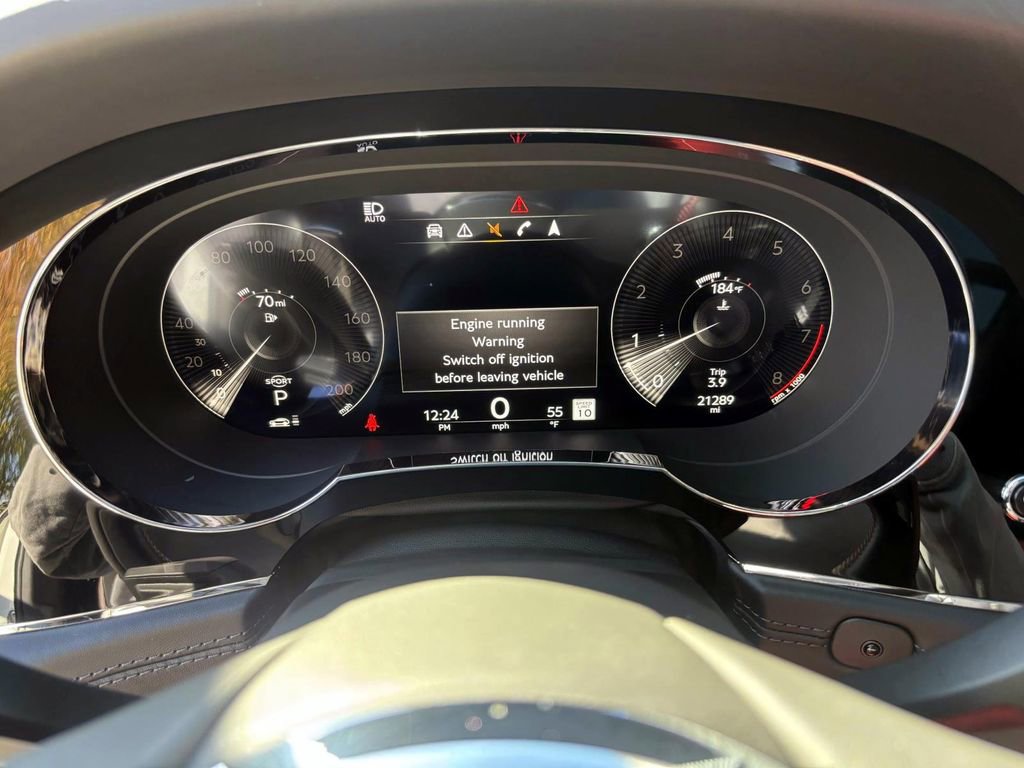 Certified 2022 Bentley Bentayga image 10