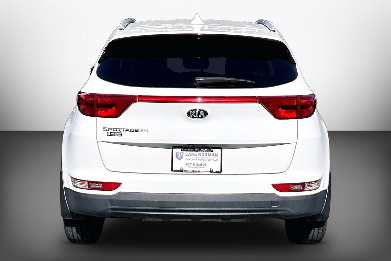Used 2017 Kia Sportage LX w/ LX Popular Package FWD image 7