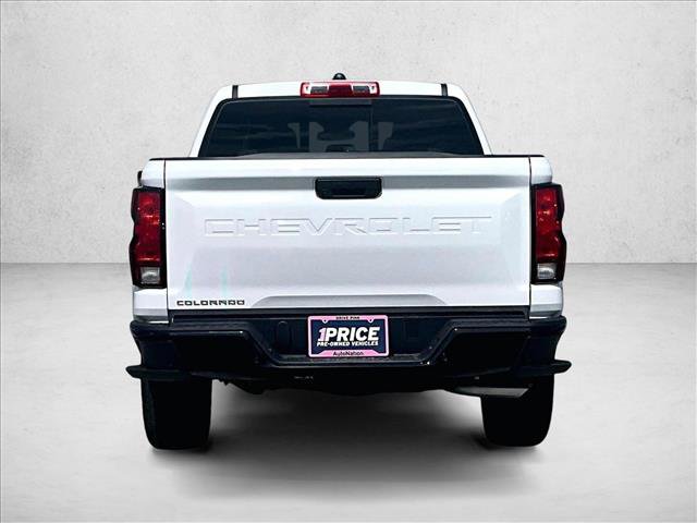 Used 2026 Chevrolet Colorado W/T RWD image 4