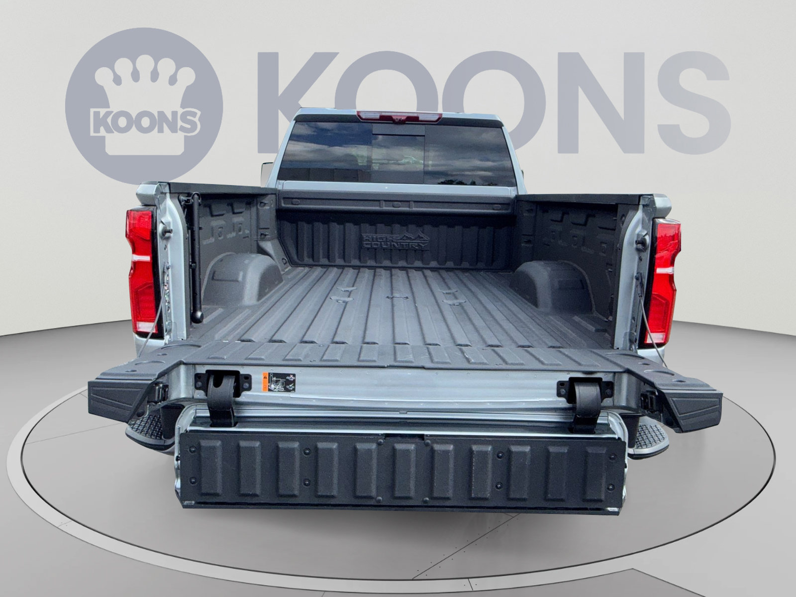 Used 2024 Chevrolet Silverado 2500 High Country w/ High Country Premium Package AWD/4WD image 27