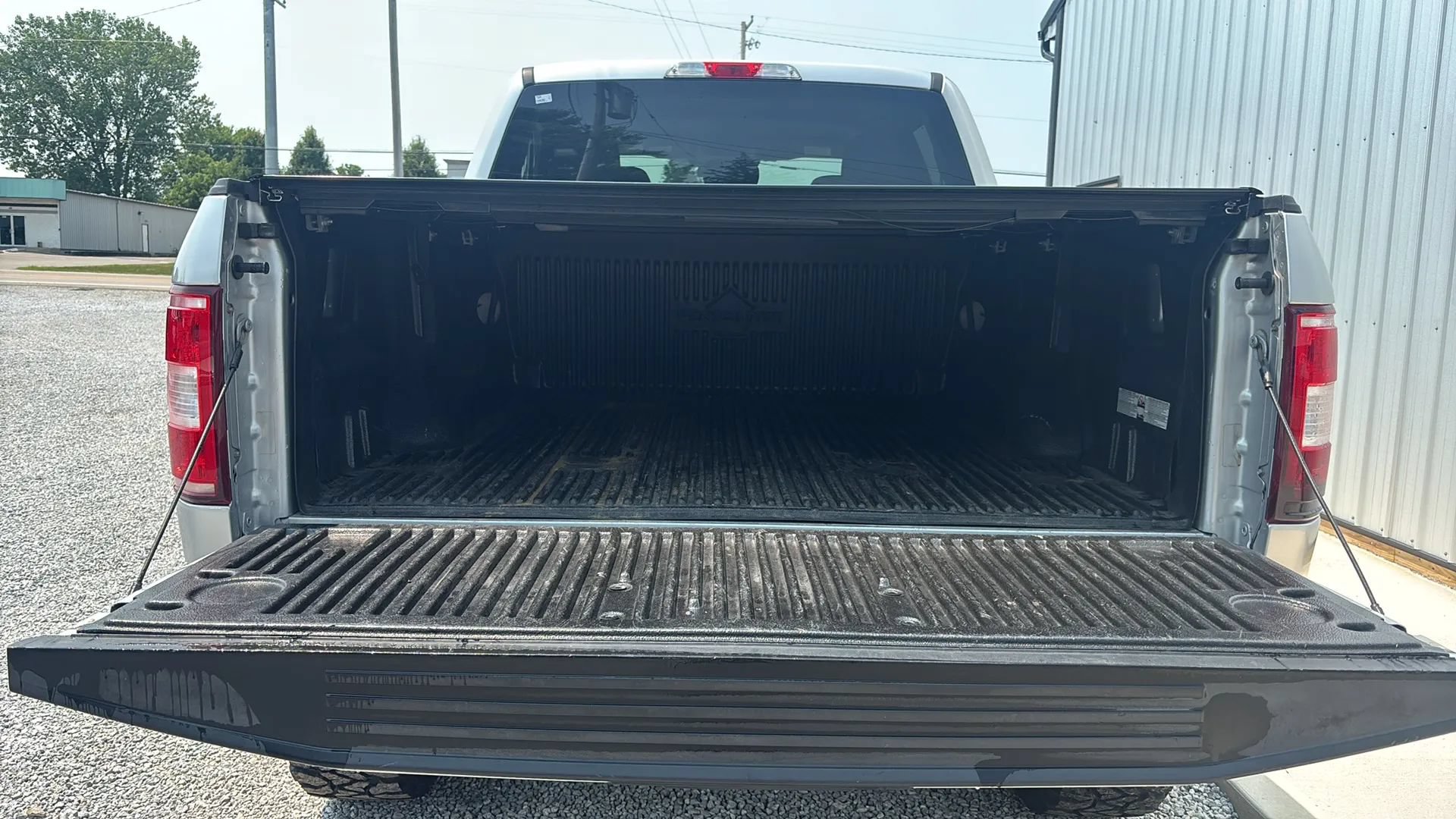 Used 2018 Ford F150 XLT AWD/4WD image 6
