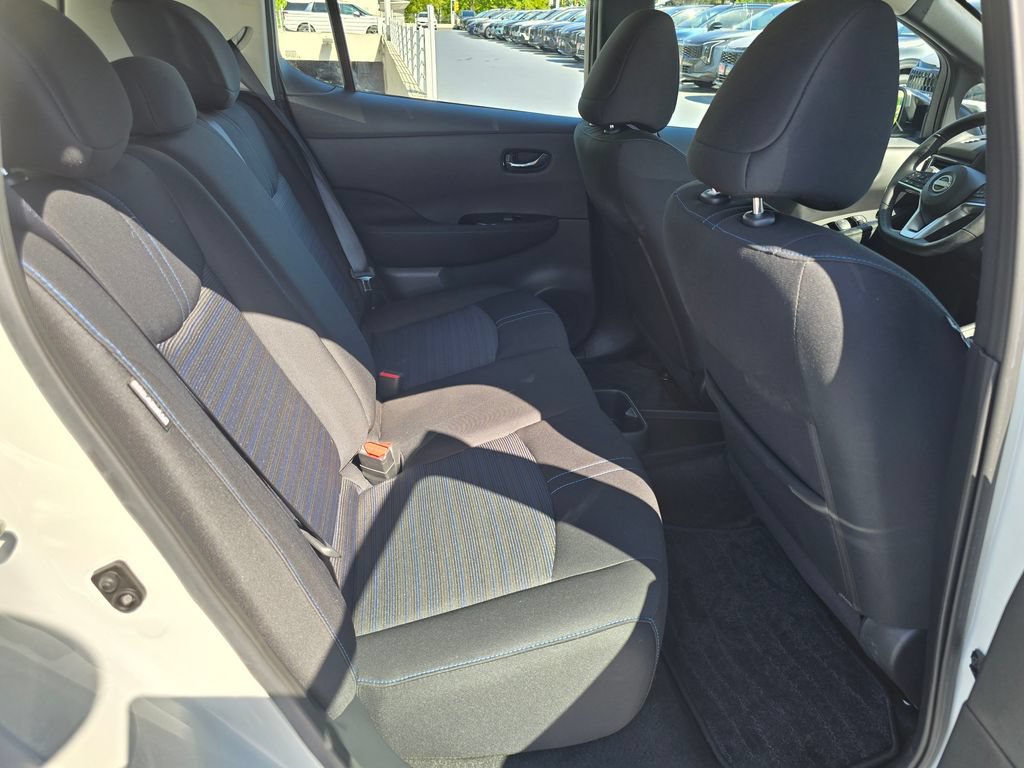 Used 2025 Nissan Leaf SV Plus FWD image 12