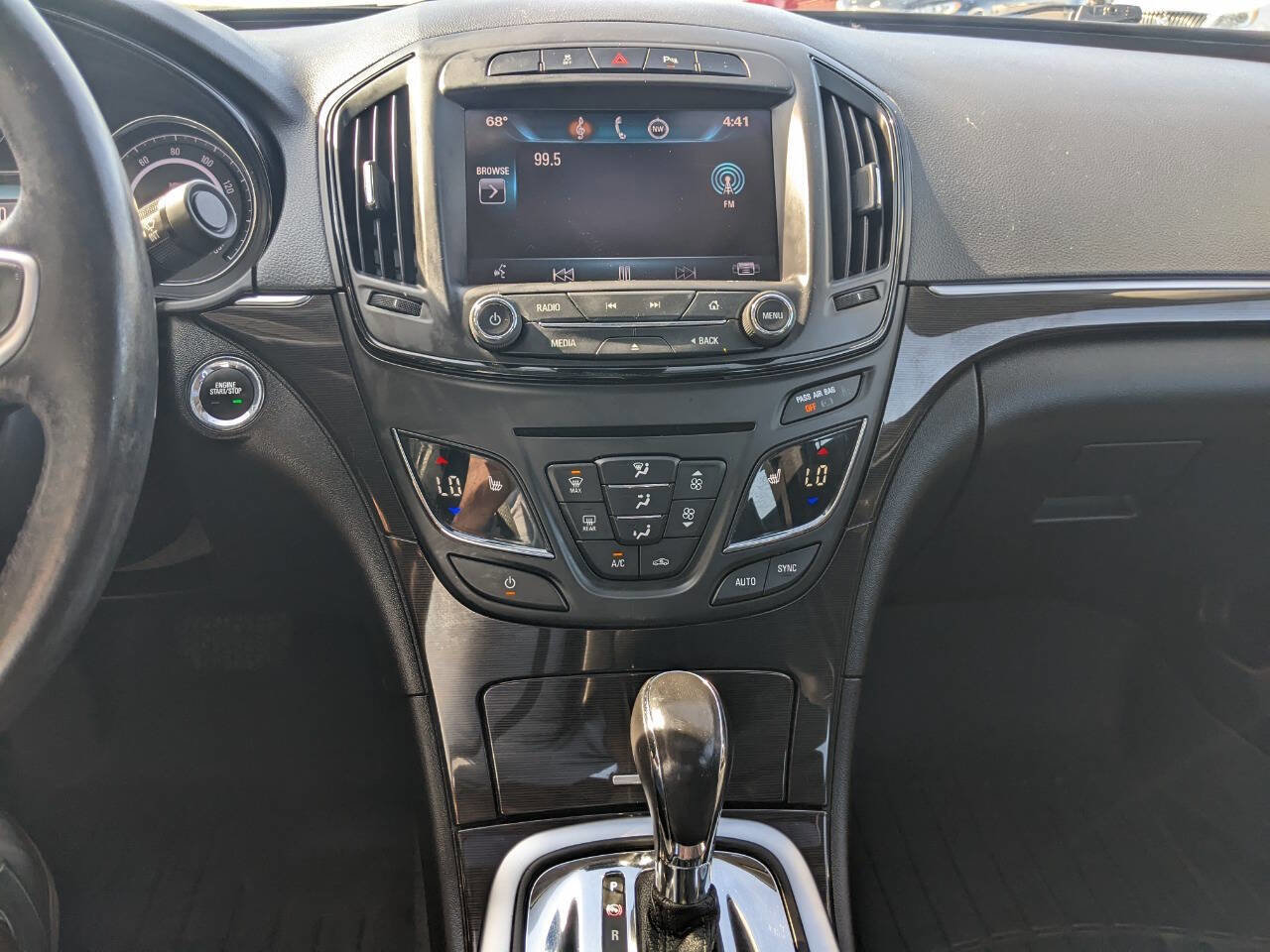 Used 2014 Buick Regal Premium FWD image 19