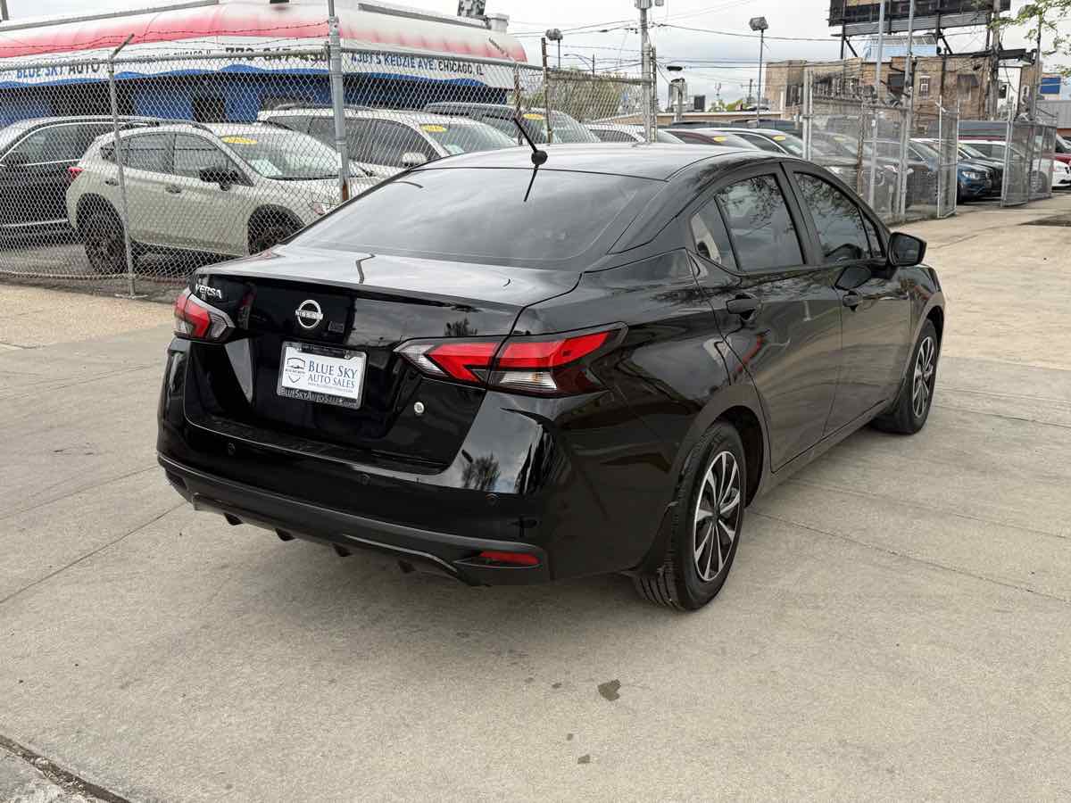 Used 2024 Nissan Versa S w/ Trunk Package FWD image 5