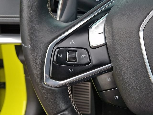 Used 2023 Chevrolet Corvette Stingray Coupe w/ Z51 Performance Package RWD image 23