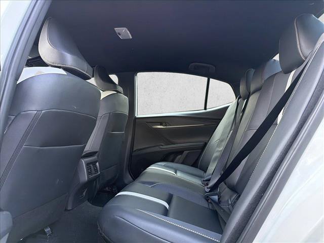 Used 2025 Toyota Camry SE FWD image 21