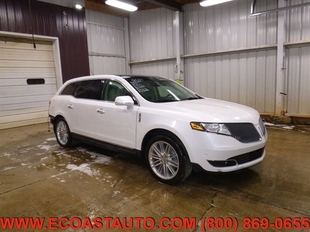 Used 2014 Lincoln MKT AWD w/ Equipment Group 201A image 4