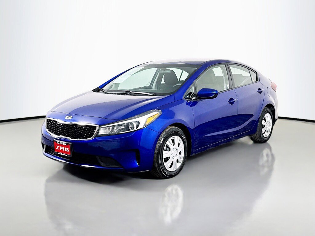 Used 2017 Kia Forte LX FWD image 1