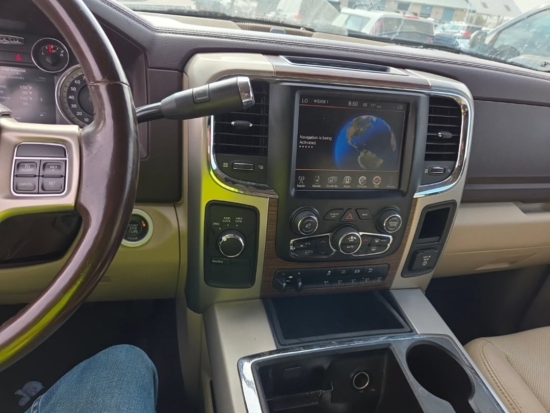 Used 2014 RAM 3500 Laramie w/ Convenience Group AWD/4WD image 15