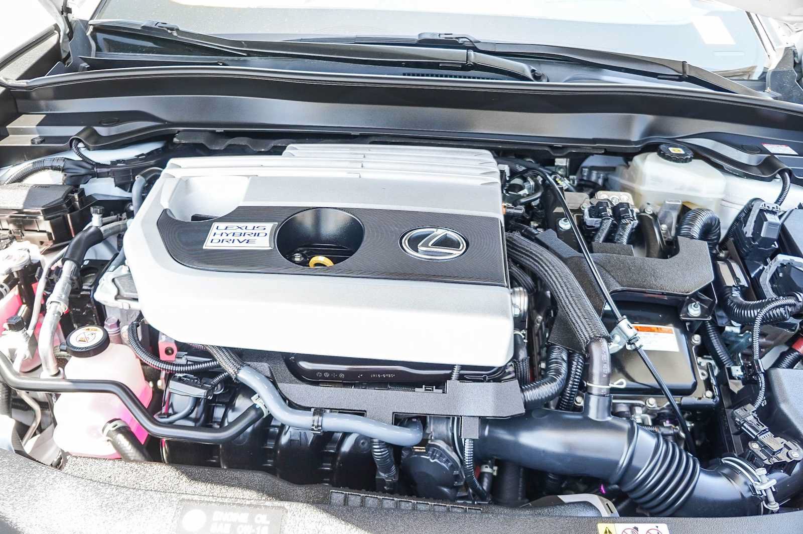 Used 2021 Lexus UX 250h w/ Premium Package AWD/4WD image 31