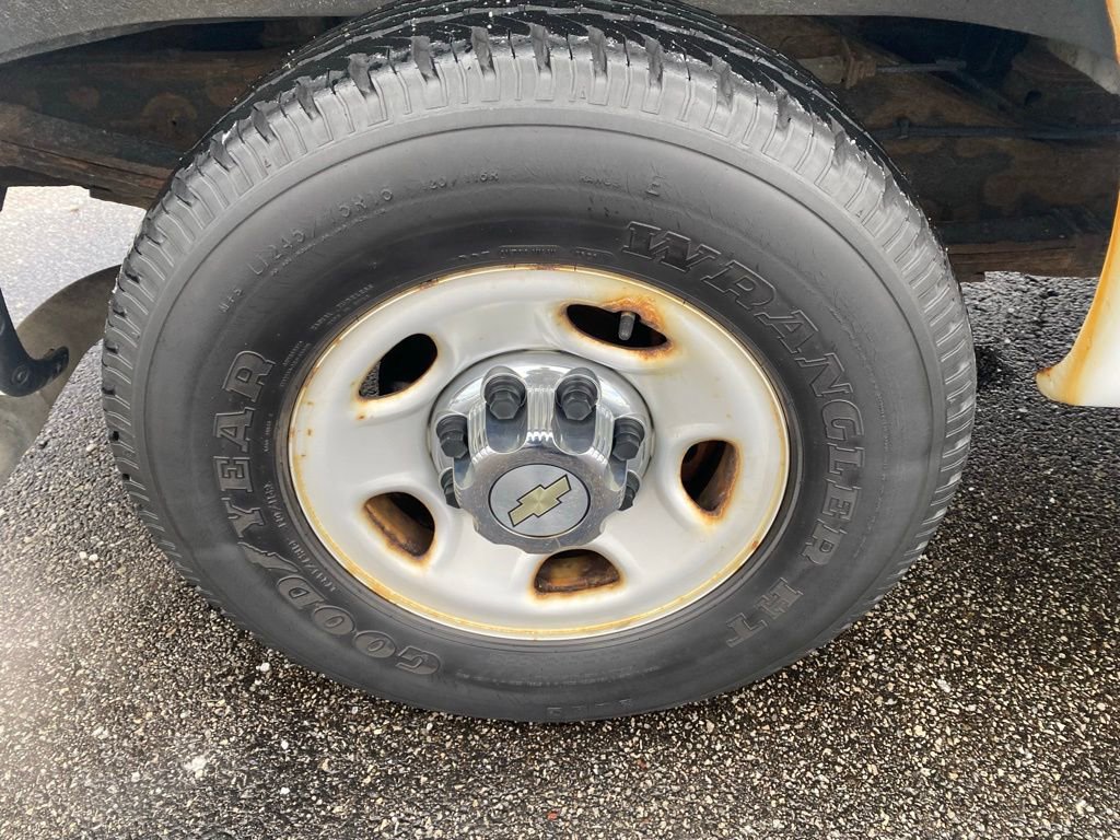 Used 2015 Chevrolet Express 2500 LT w/ LT Preferred Equipment Group image 23