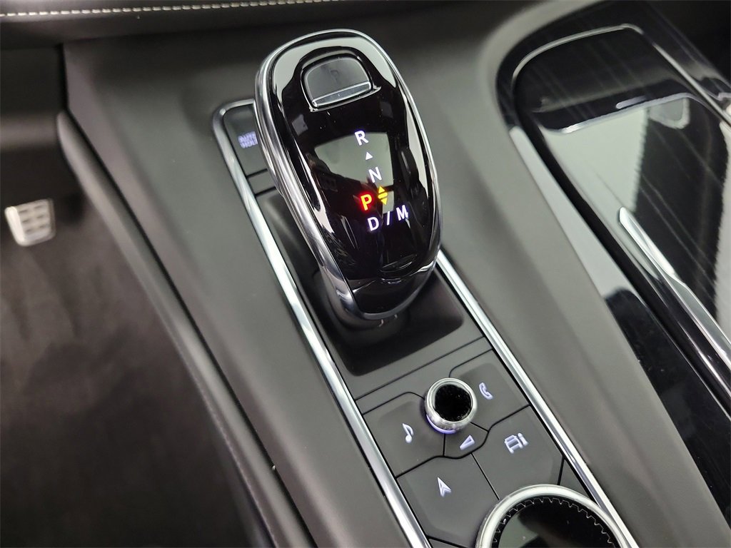 Certified 2024 Cadillac Escalade V w/ Heavy-Duty Trailer Package image 30