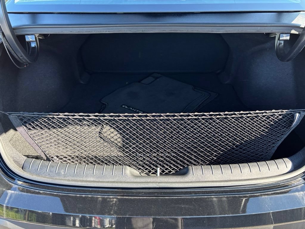 Certified 2024 Hyundai Elantra SEL FWD image 29