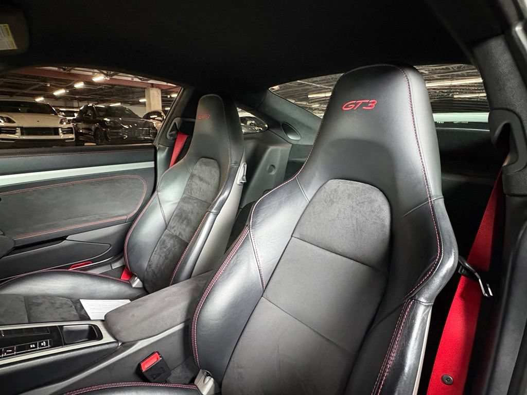 Used 2015 Porsche 911 GT3 RWD image 19