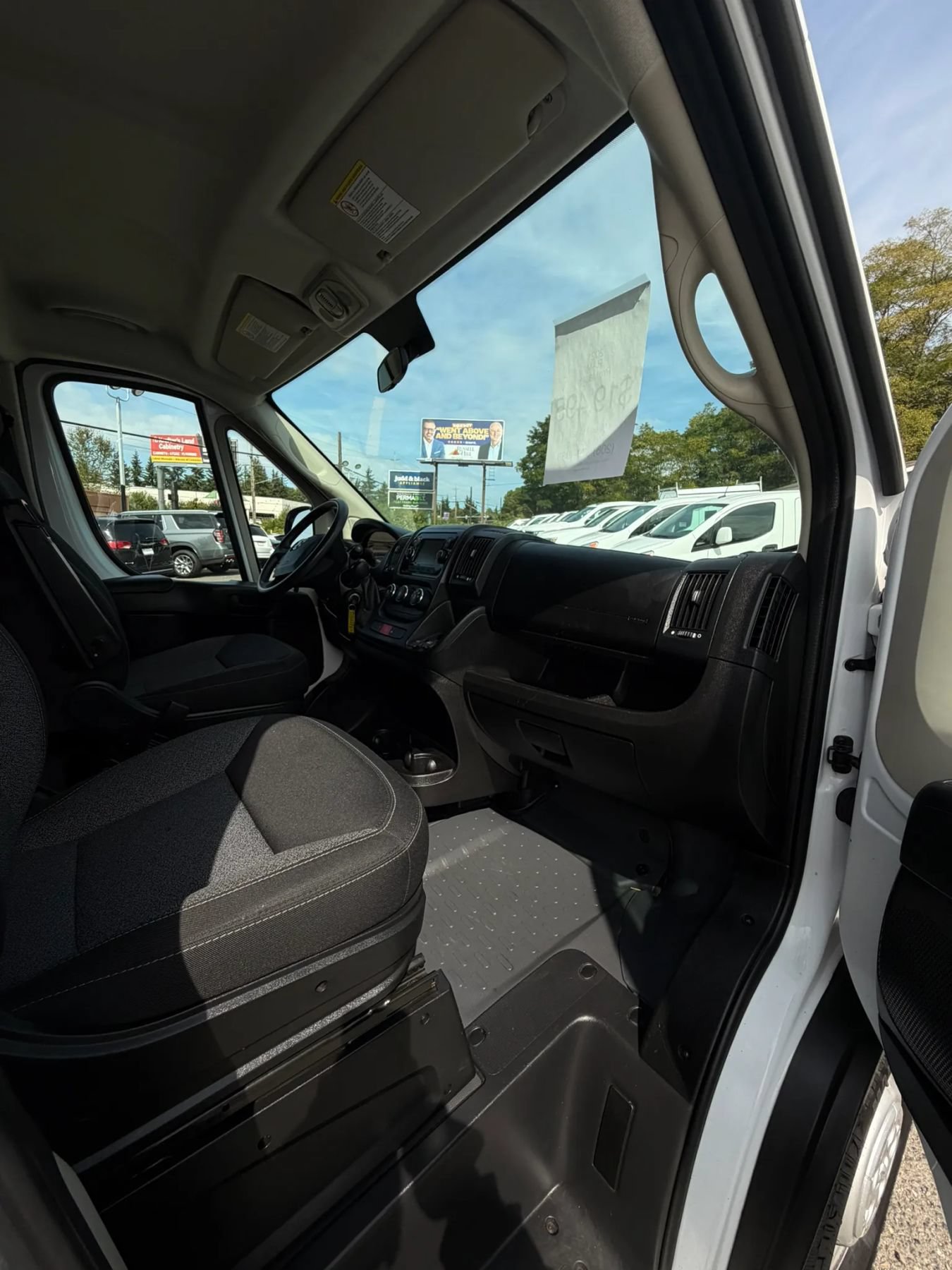 Used 2021 RAM ProMaster 2500 FWD image 27
