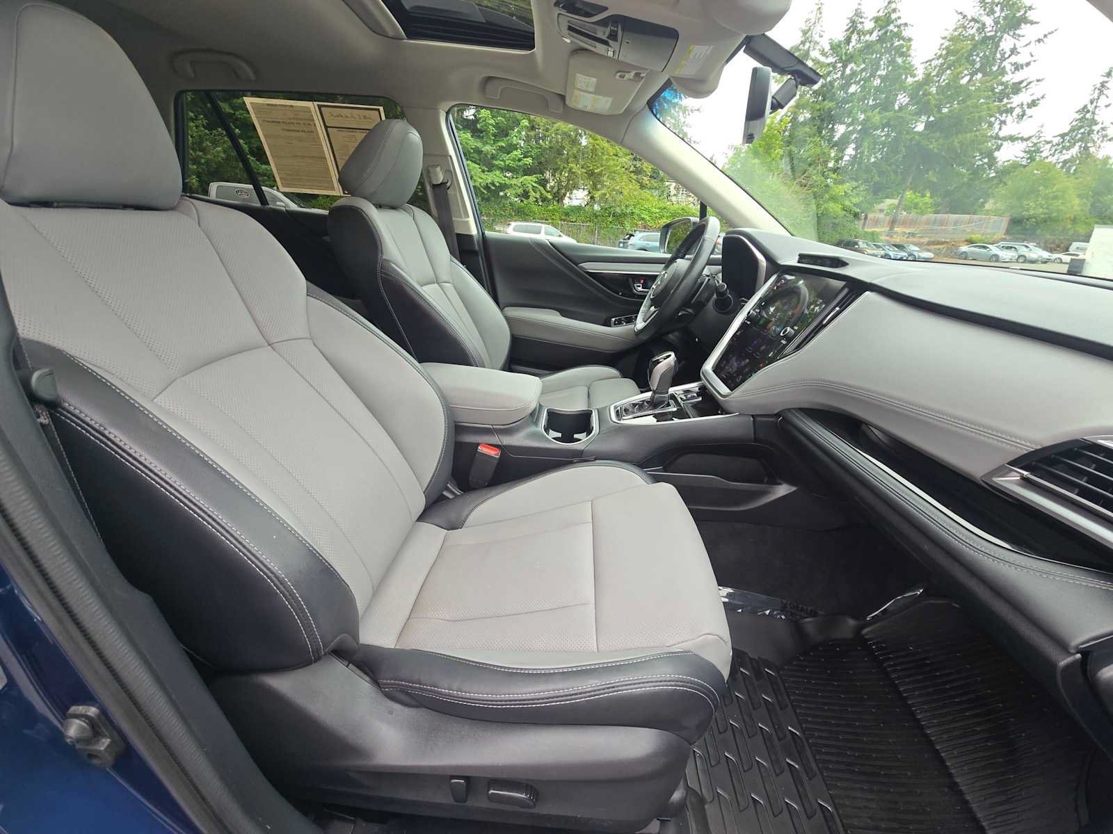 Used 2022 Subaru Outback Limited AWD/4WD image 11
