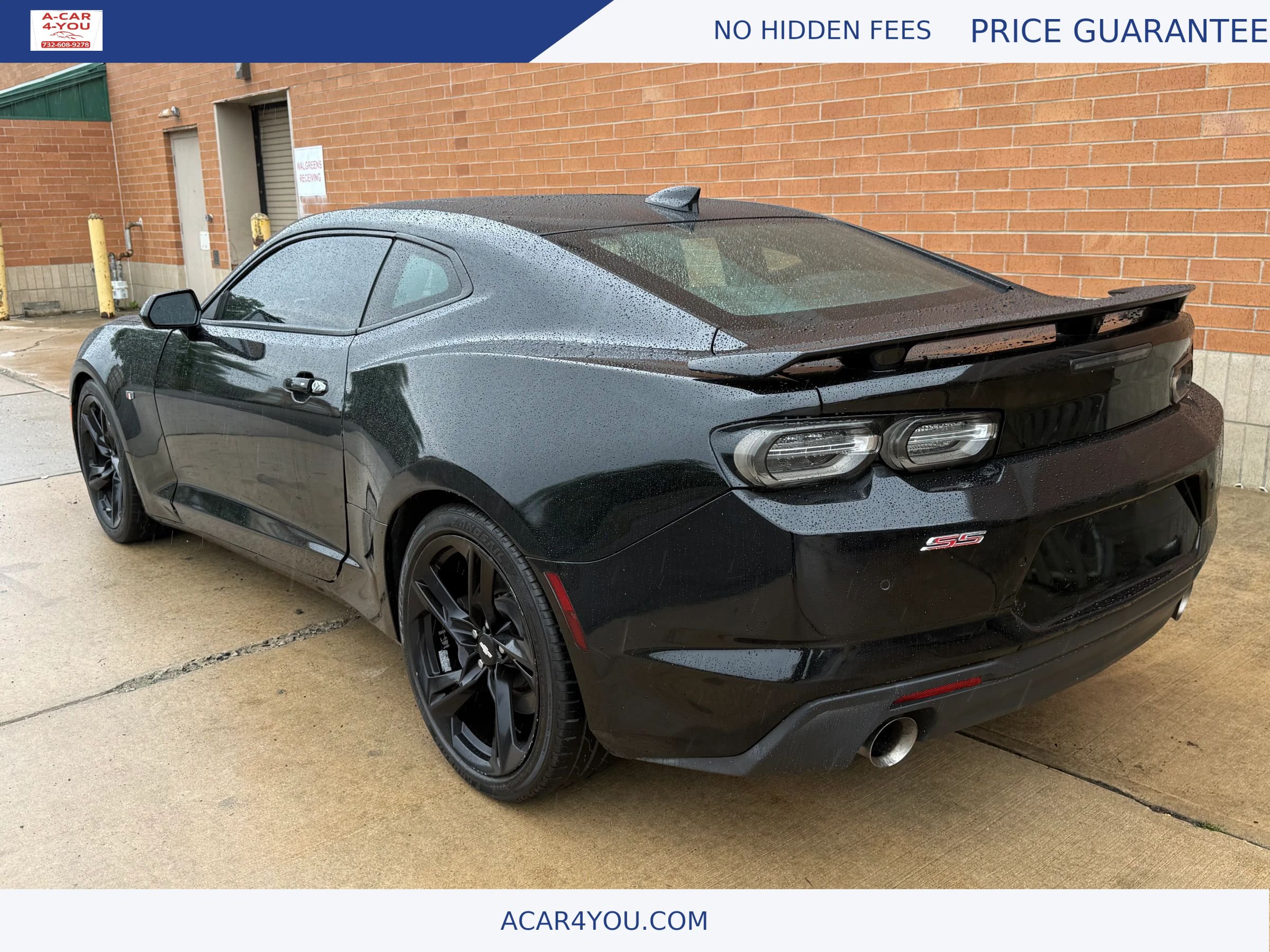 Used 2019 Chevrolet Camaro SS RWD image 4