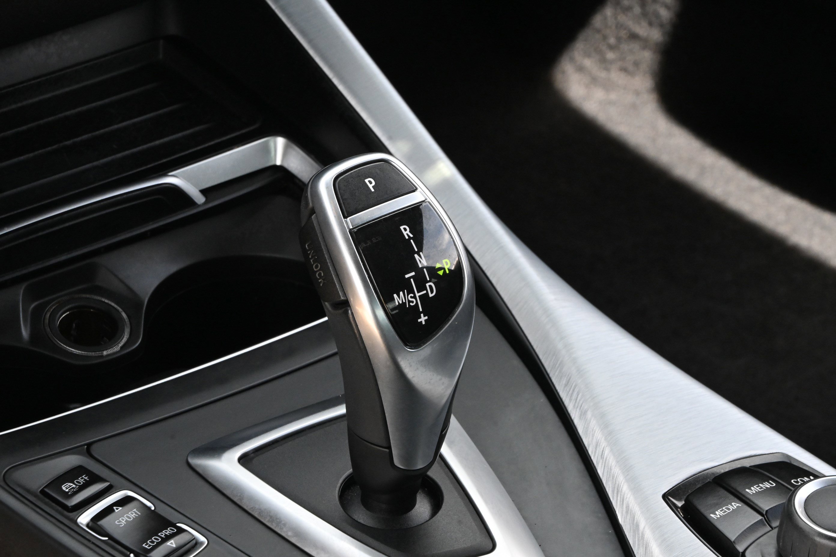 Used 2020 BMW 230i Coupe w/ Convenience Package image 28