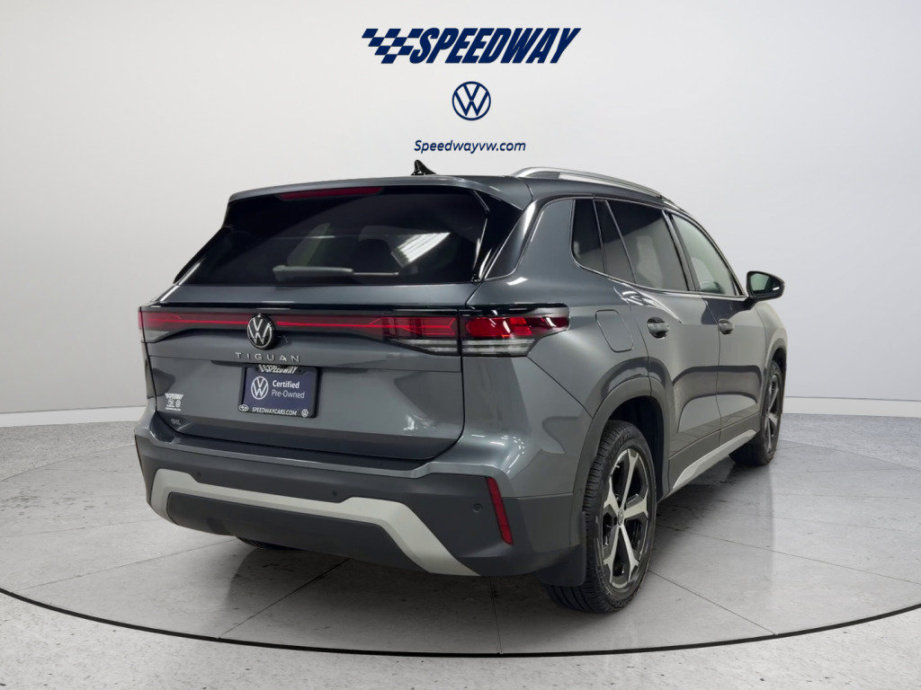Certified 2025 Volkswagen Tiguan SE FWD image 6