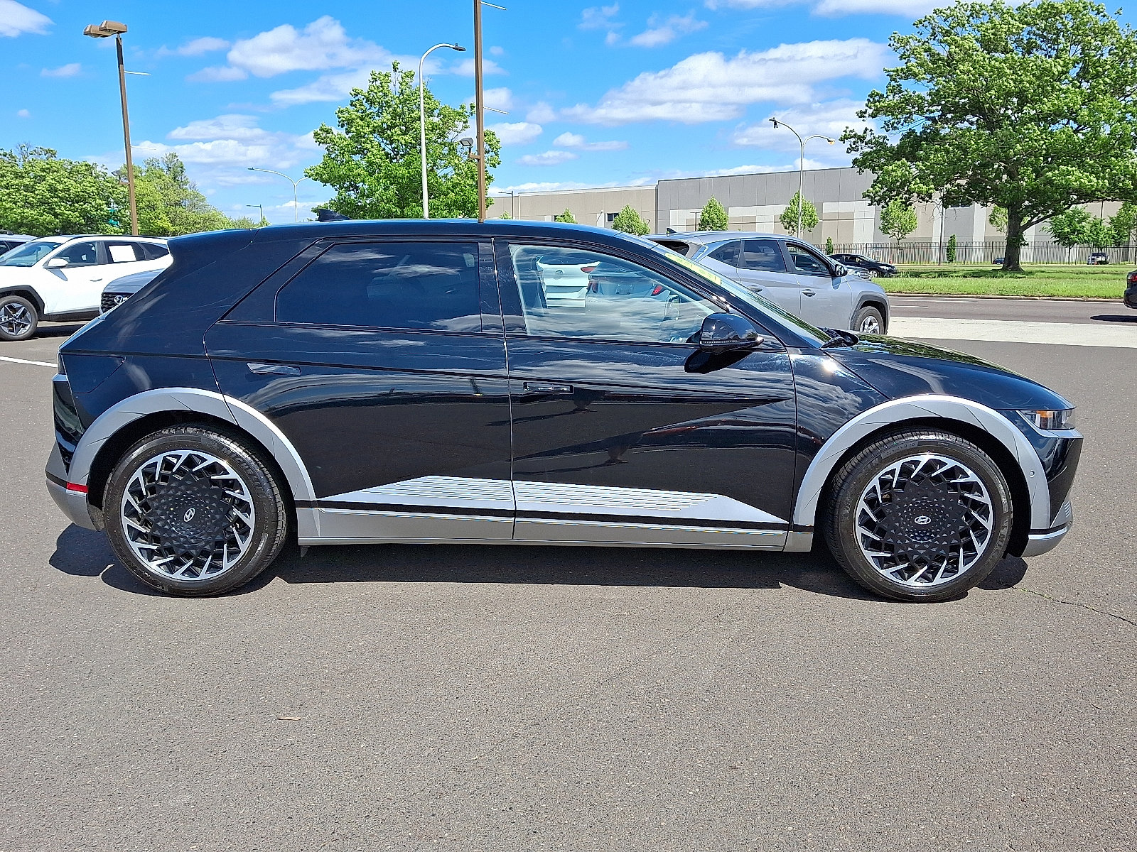 Used 2024 Hyundai Ioniq 5 Limited image 7