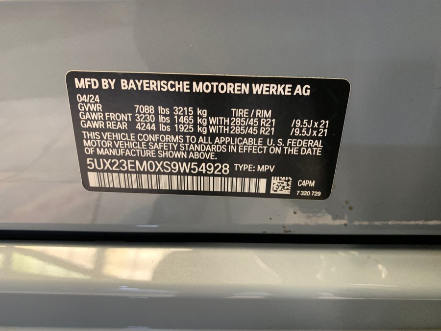 Used 2025 BMW X7 xDrive40i w/ M Sport Package AWD/4WD image 88