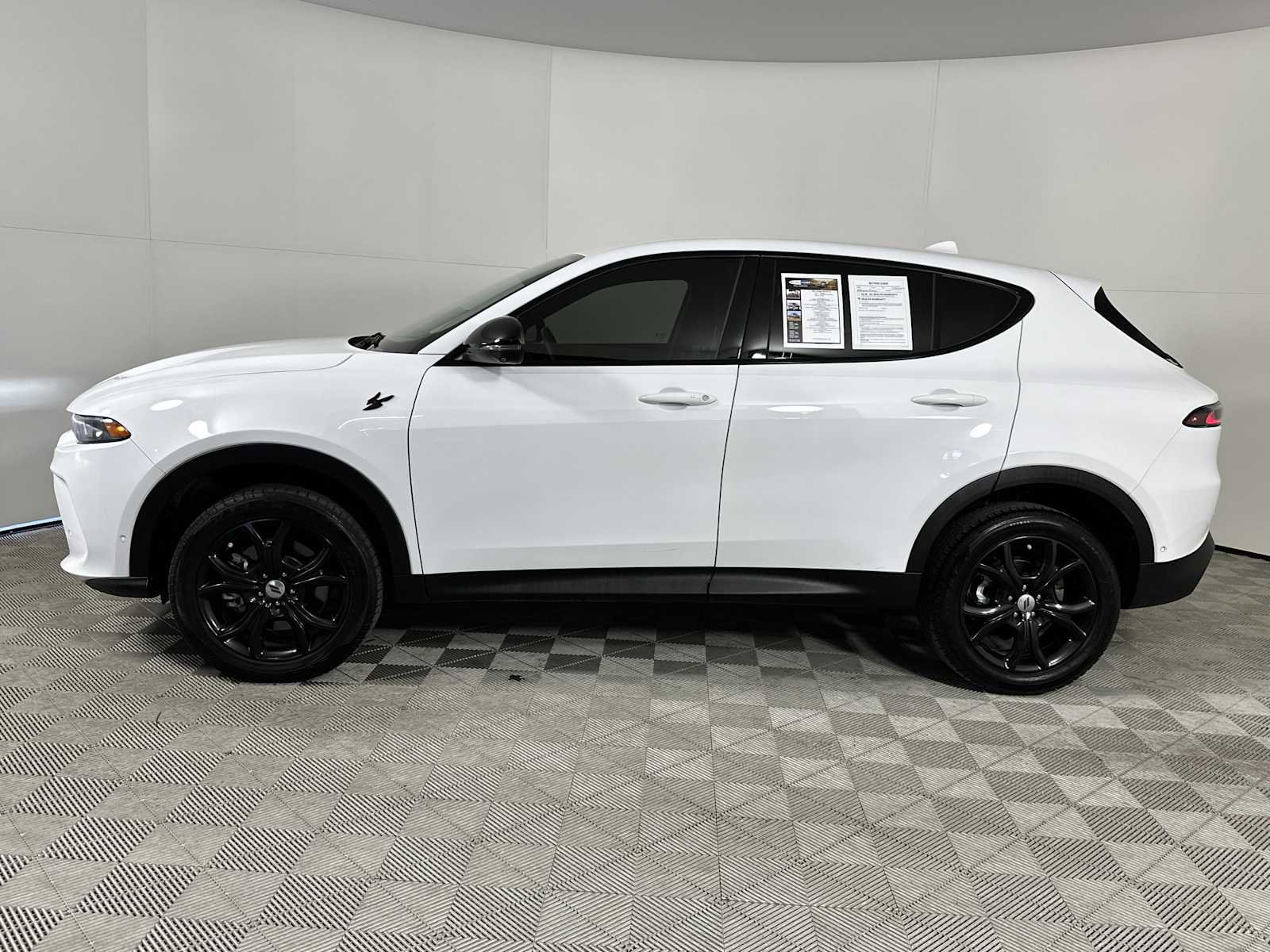 Used 2023 Dodge Hornet GT w/ Tech Pack w/o Parking image 5