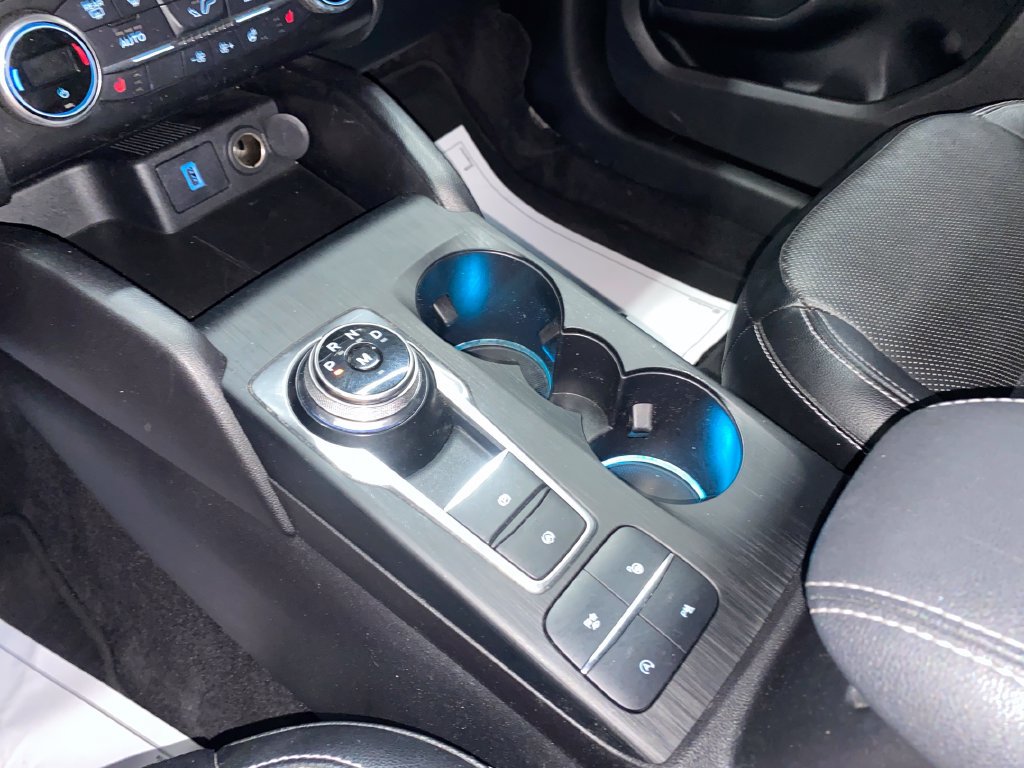 Used 2020 Ford Escape Titanium AWD/4WD image 19