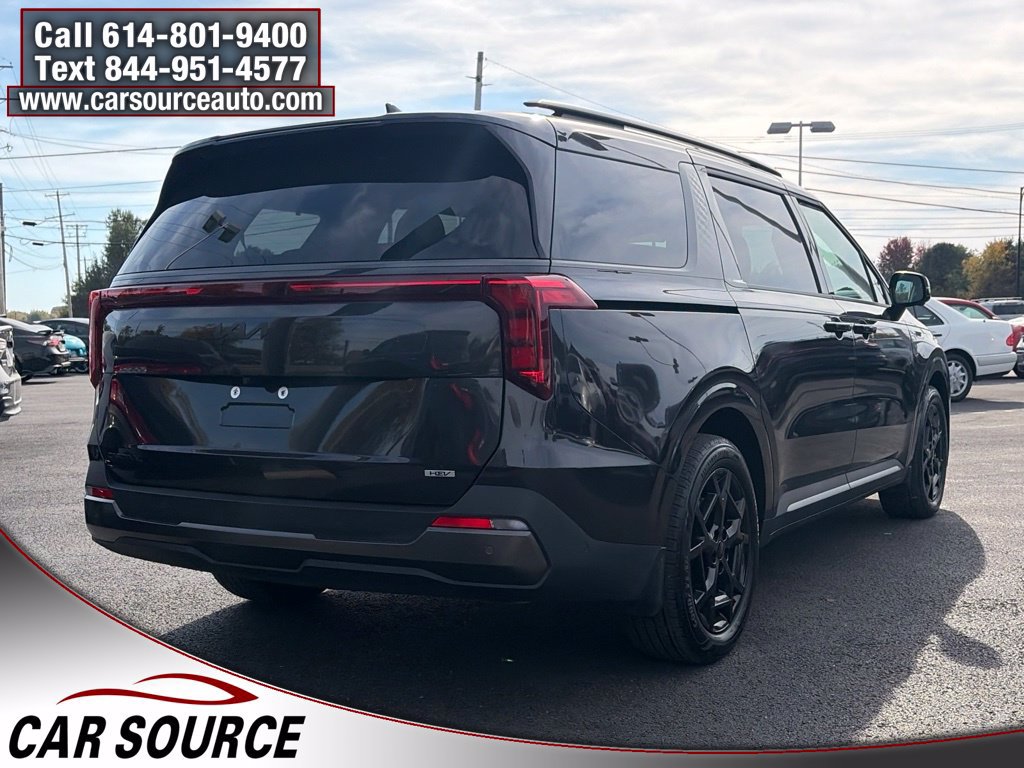 Used 2026 Kia Carnival SX w/ SX Dark Edition Package FWD image 5