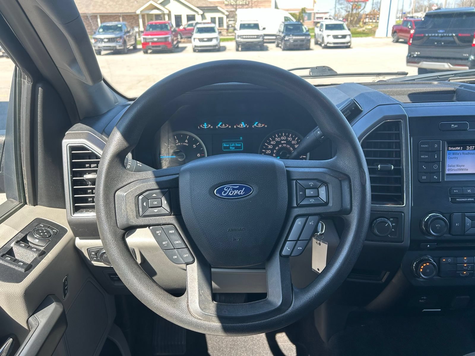 Used 2018 Ford F150 XLT AWD/4WD image 14