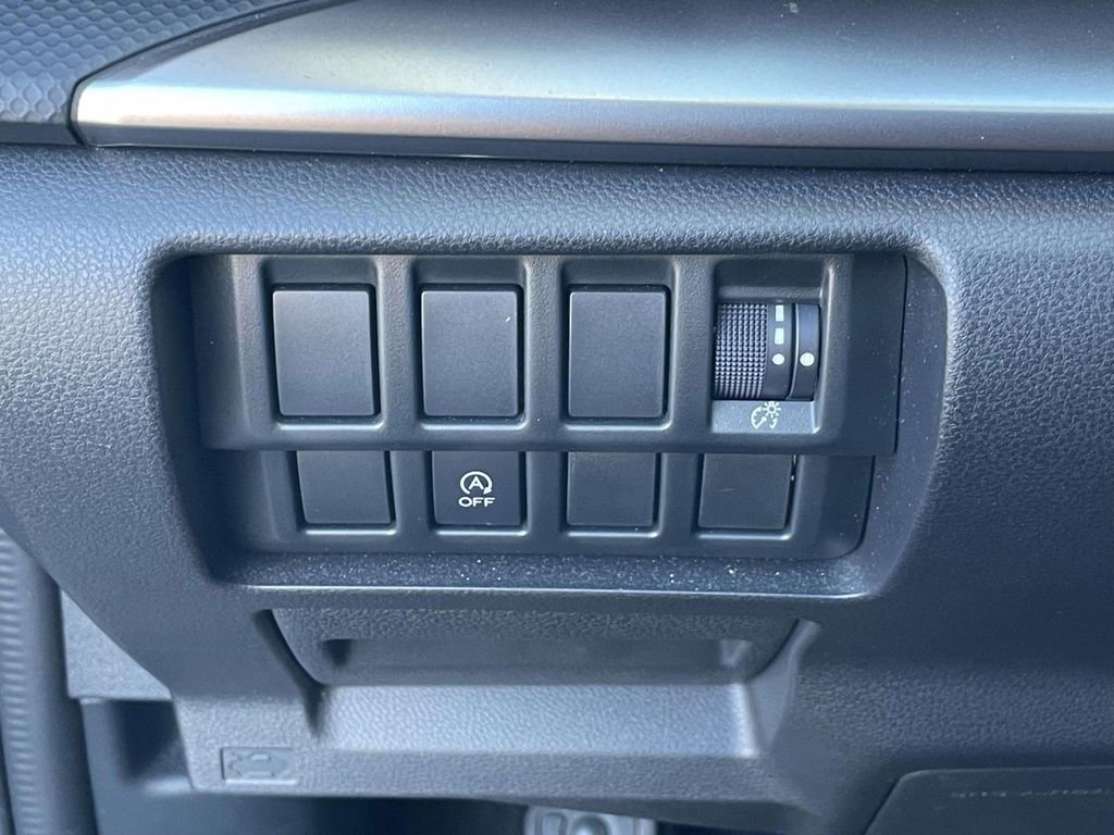 Used 2019 Subaru Forester Premium w/ All-Weather Package image 18