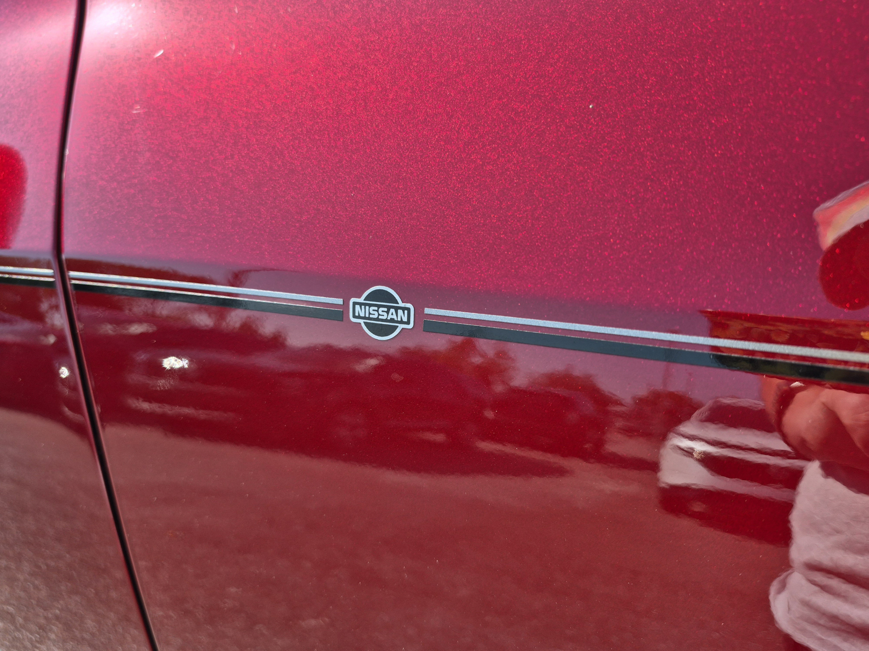 Certified 2025 Nissan Kicks SR FWD image 35