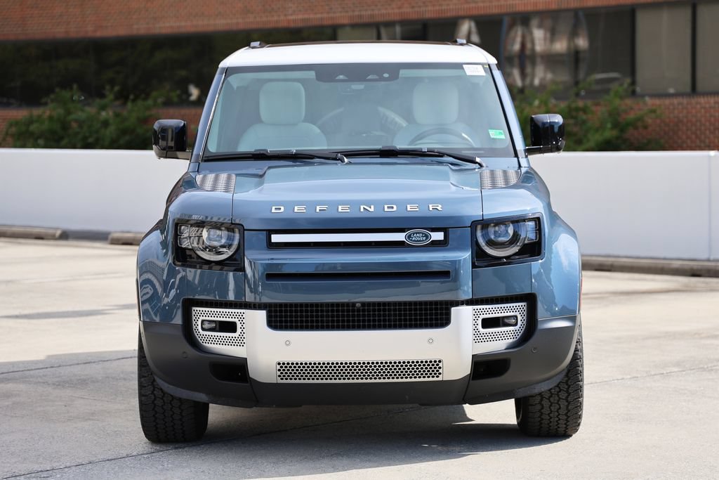 Used 2025 Land Rover Defender 110 S AWD/4WD image 5