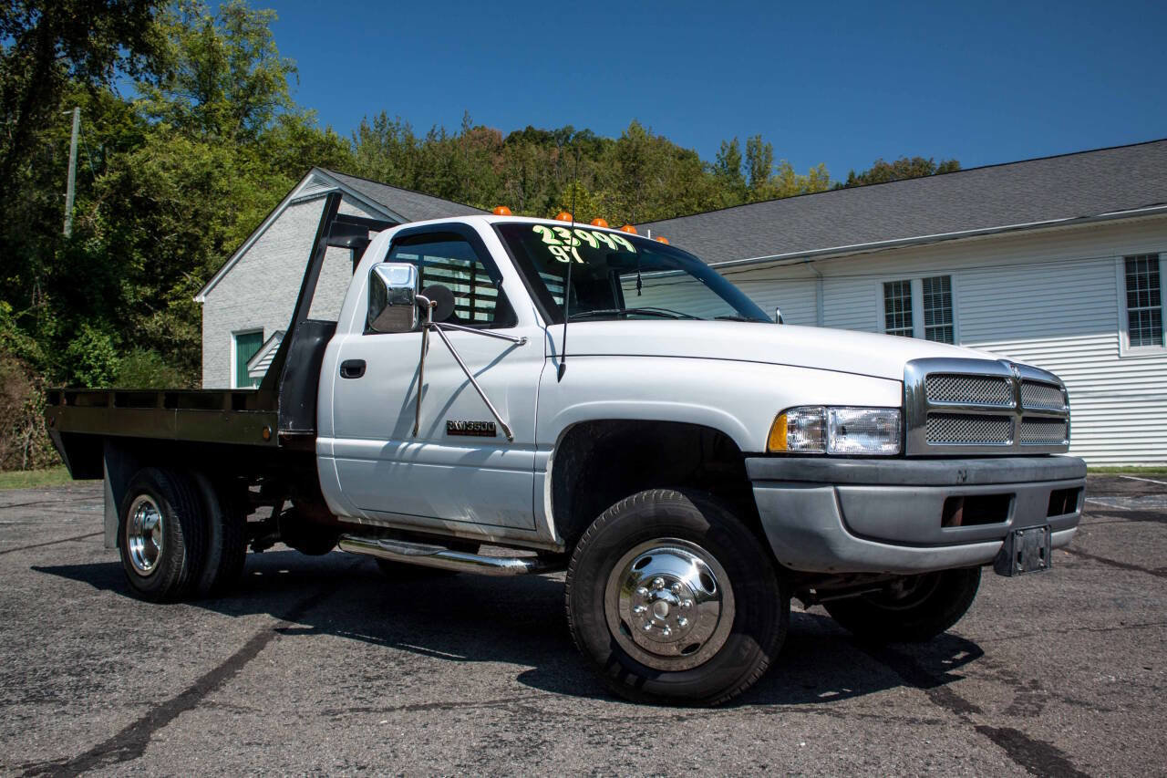 Used 1997 Dodge Ram 3500 Truck 2WD Regular Cab image 1