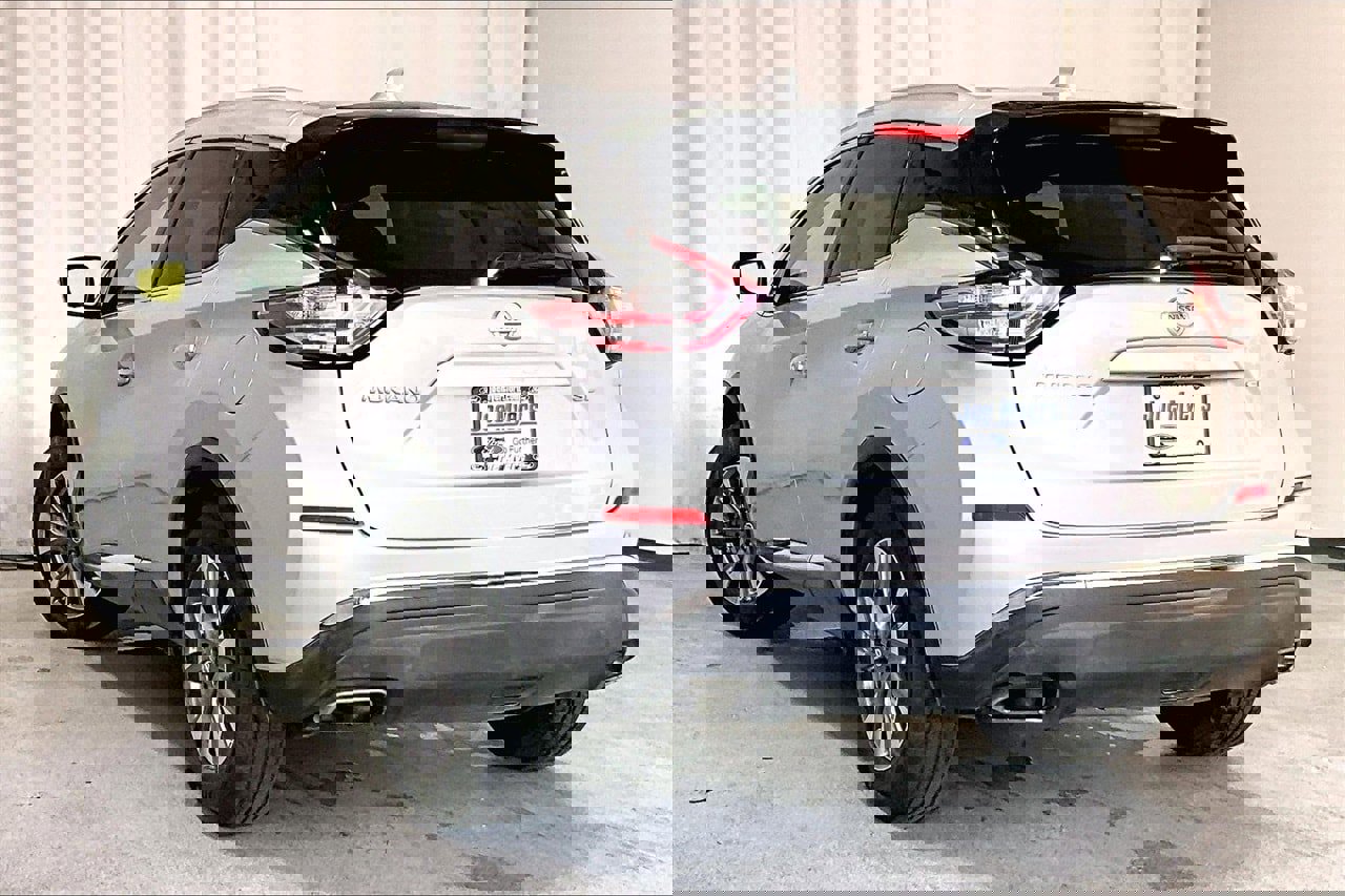 Used 2018 Nissan Murano SL w/ Moonroof Package image 10