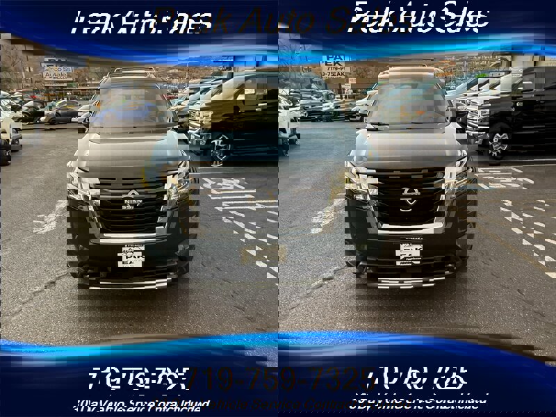 Used 2022 Nissan Pathfinder SL image 2