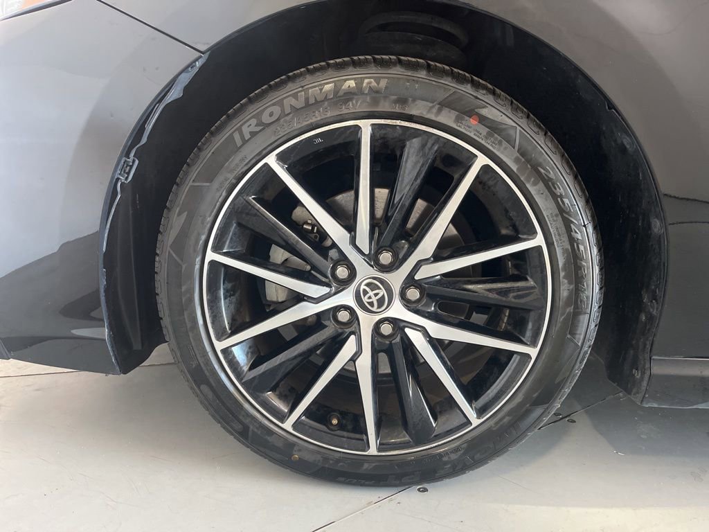 Used 2023 Toyota Camry SE FWD image 14