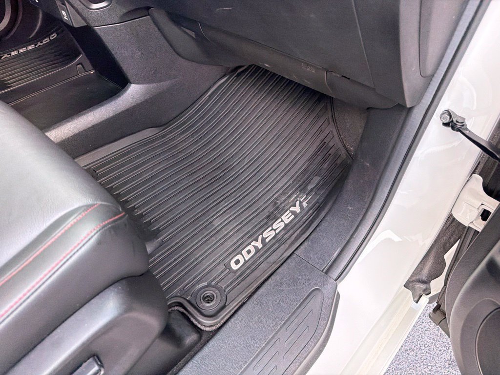 Used 2025 Honda Odyssey Sport-L image 36