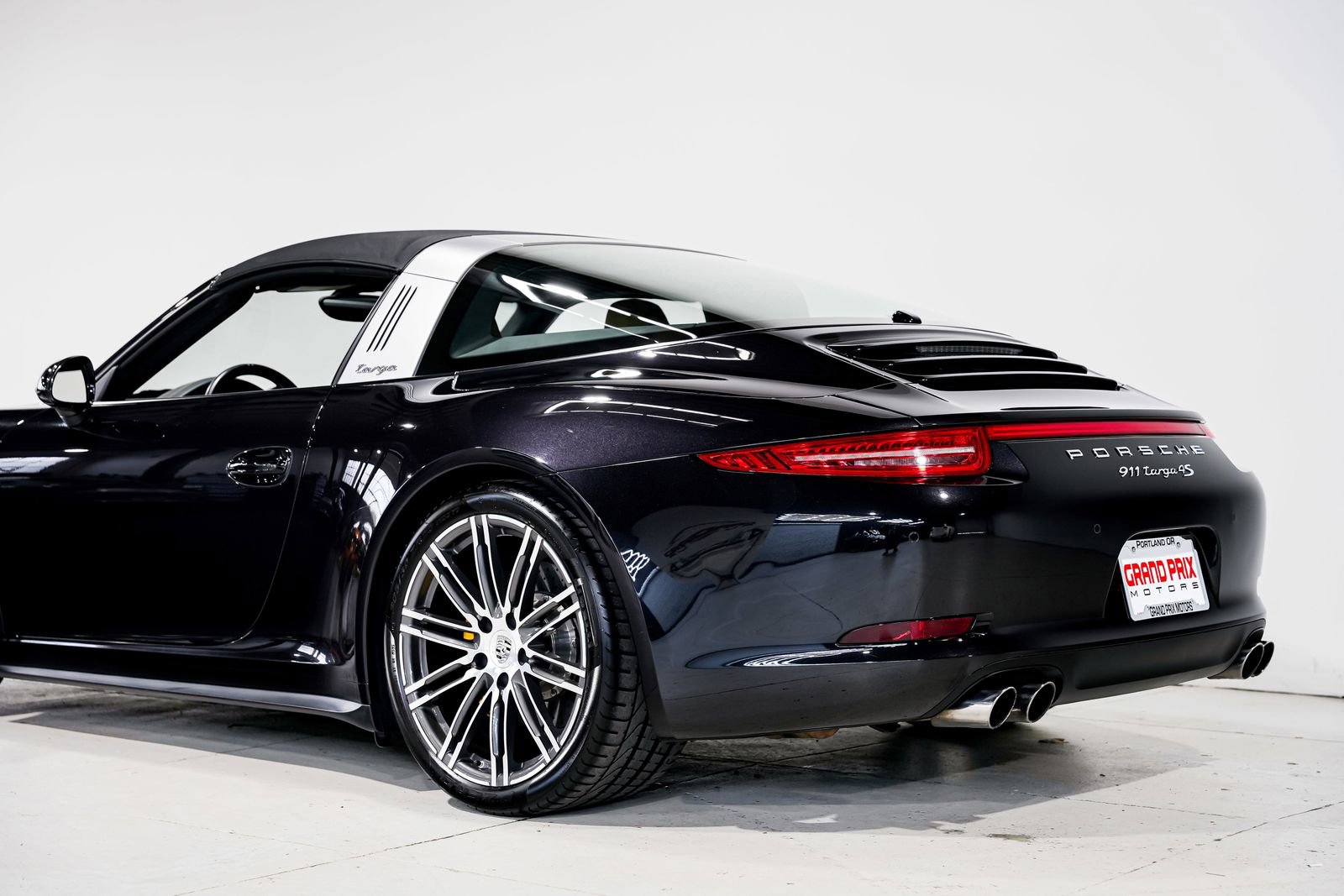 Used 2014 Porsche 911 Targa 4S AWD/4WD image 39