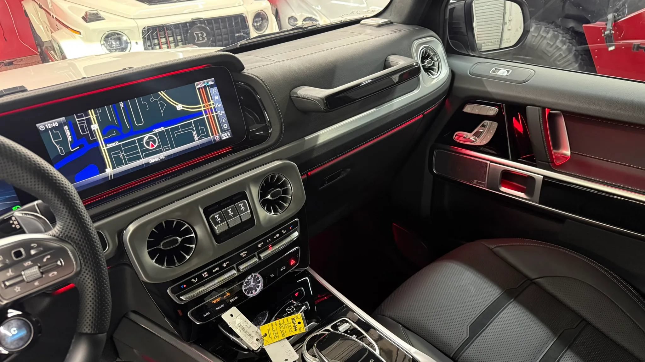 Used 2024 Mercedes-Benz G 63 AMG 4MATIC w/ AMG Night Package Plus image 11