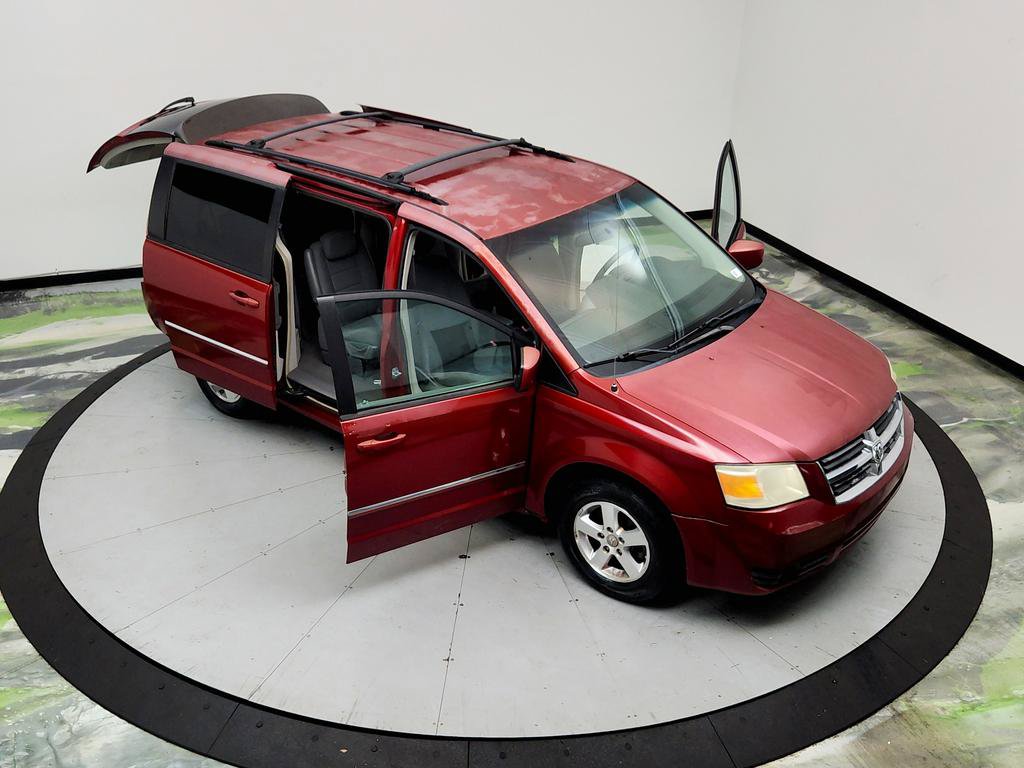 Used 2009 Dodge Grand Caravan SXT FWD image 37