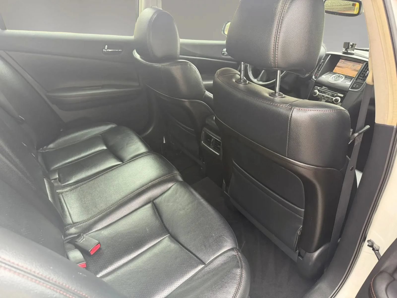 Used 2011 Nissan Maxima 3.5 SV w/ Monitor Pkg FWD image 17