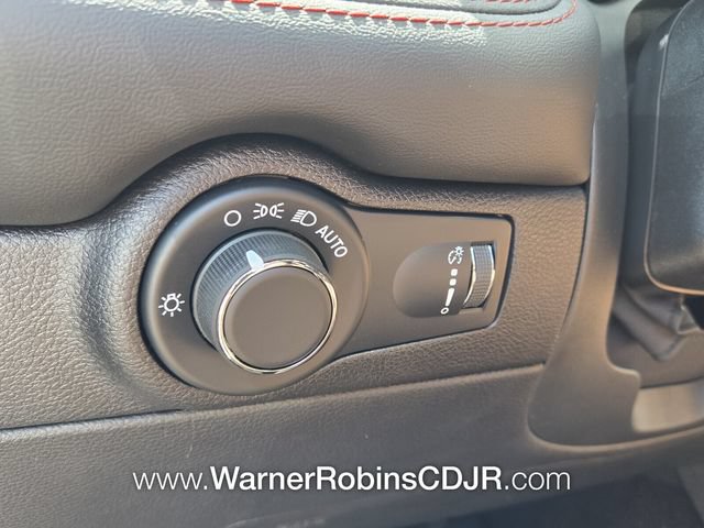 New 2026 Dodge Durango GT w/ Blacktop Package RWD image 31