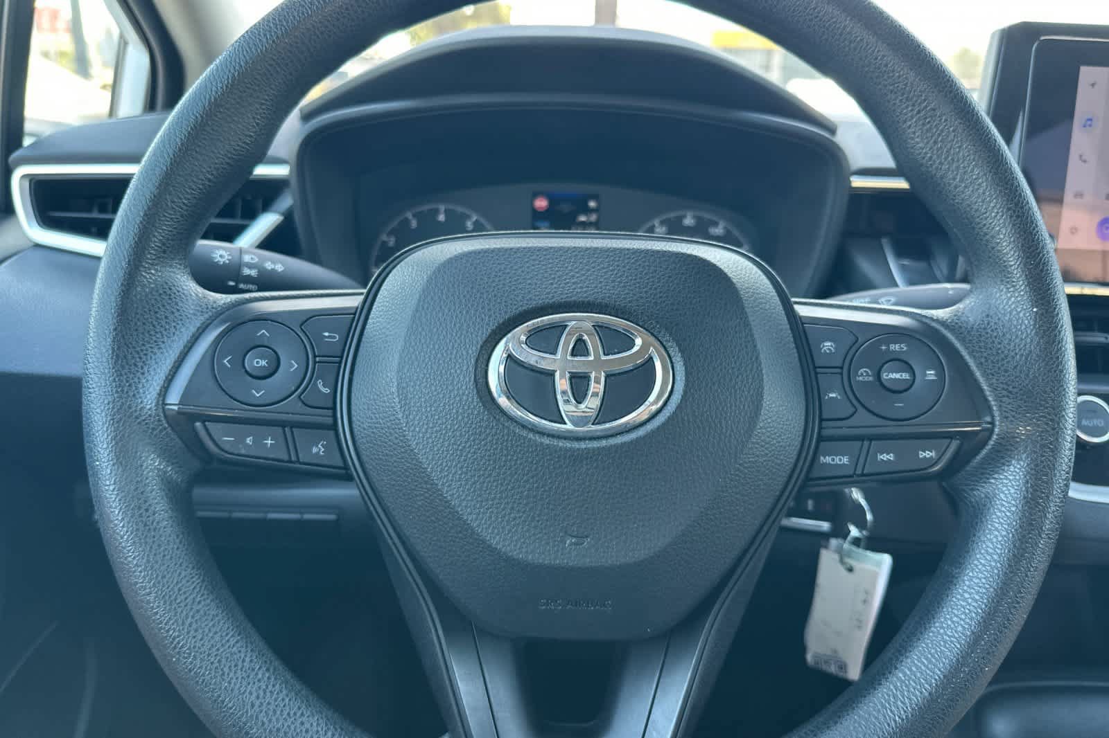 Used 2024 Toyota Corolla LE FWD image 22