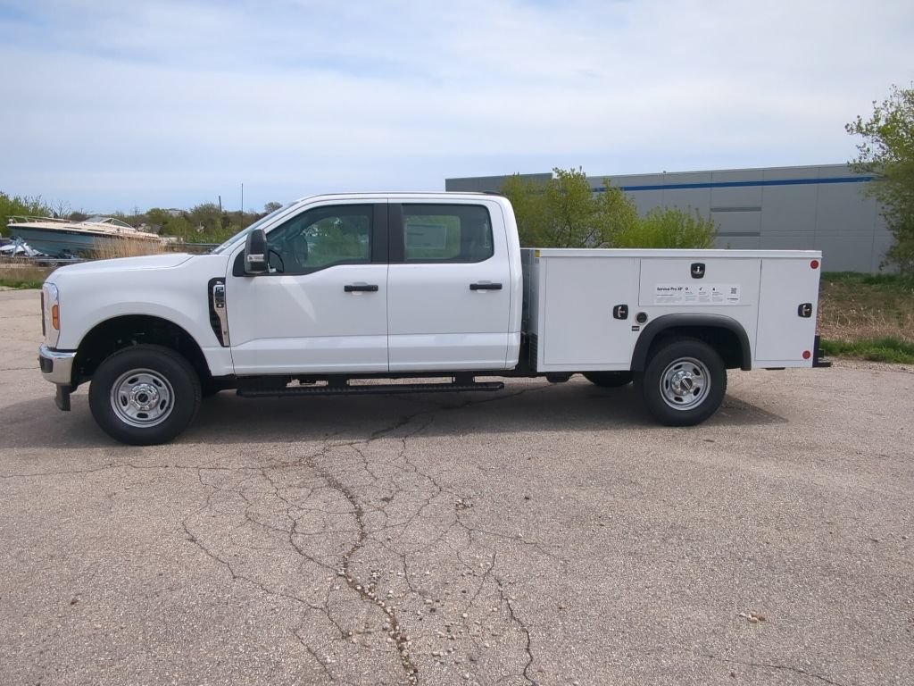 New 2026 Ford F350 XL w/ XL Chrome Package AWD/4WD image 5