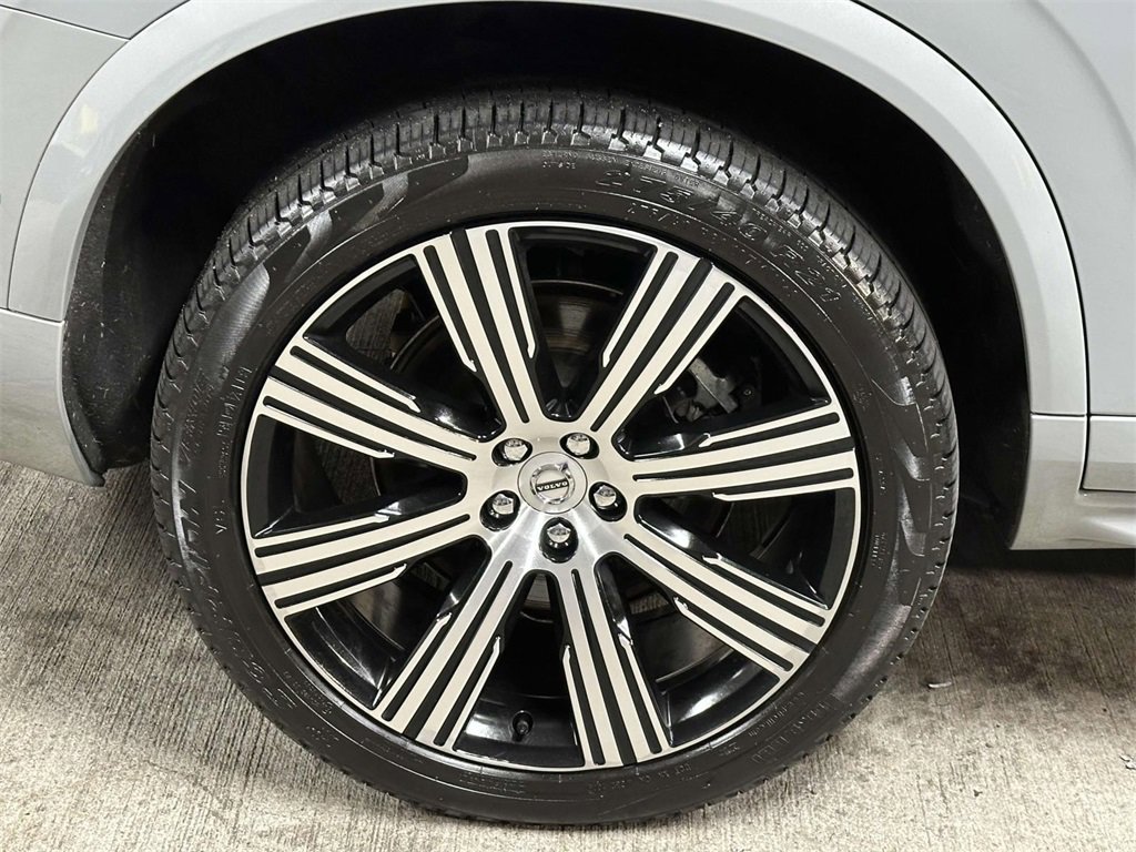 Used 2024 Volvo XC90 T8 Plus w/ Protection Package Premier image 10