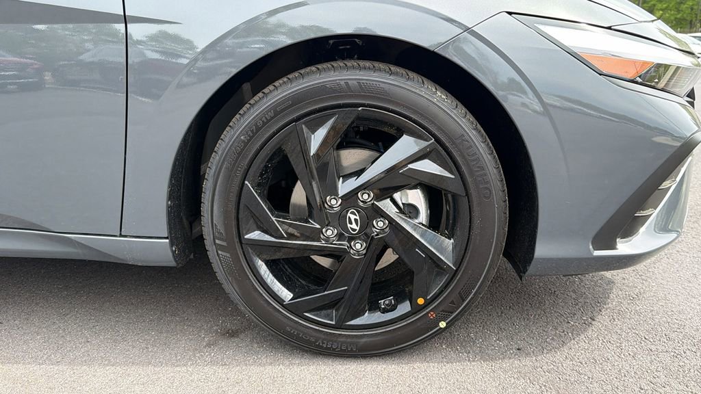 New 2026 Hyundai Elantra Sport image 12