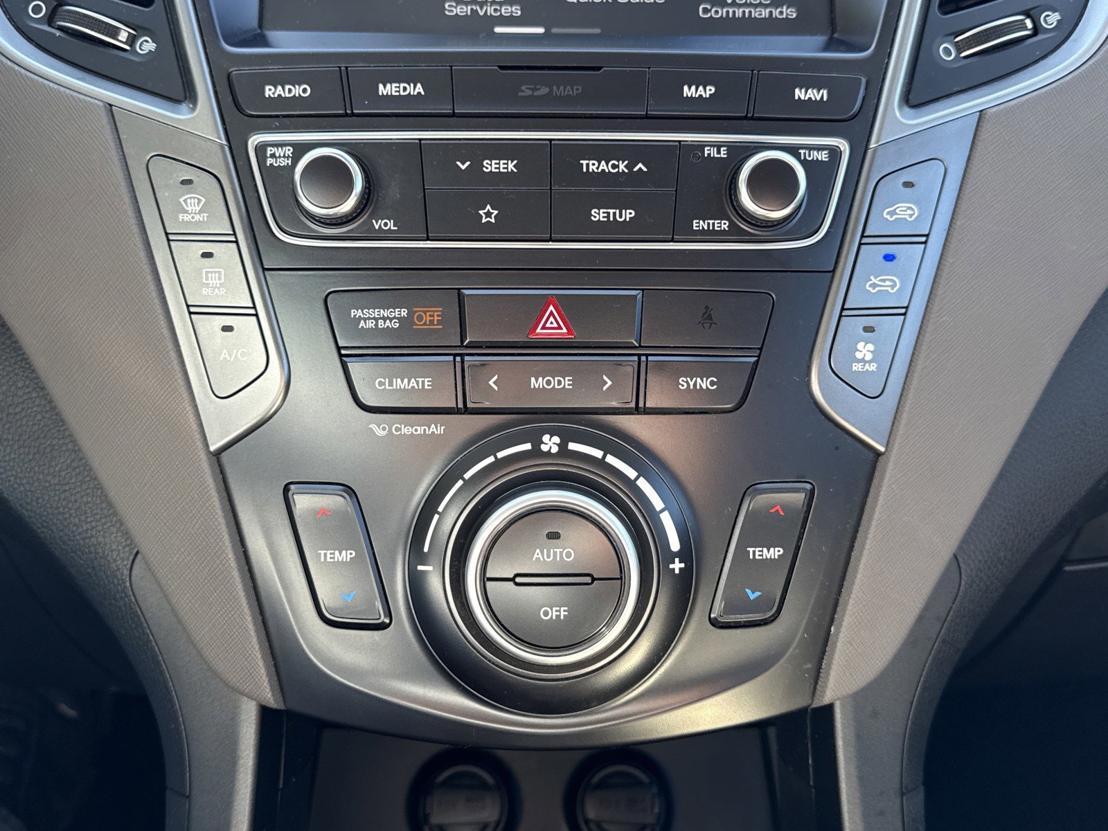 Used 2019 Hyundai Santa Fe XL image 33