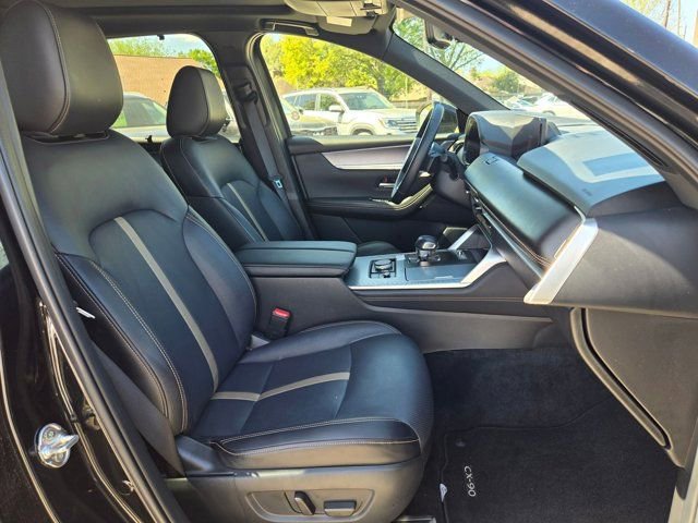 Used 2025 MAZDA CX-90 3.3 Turbo w/ Premium Plus Pkg image 29