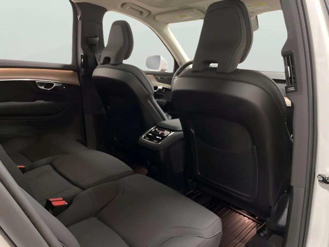 Used 2025 Volvo XC90 B6 Plus w/ Protection Package Premier AWD/4WD image 79