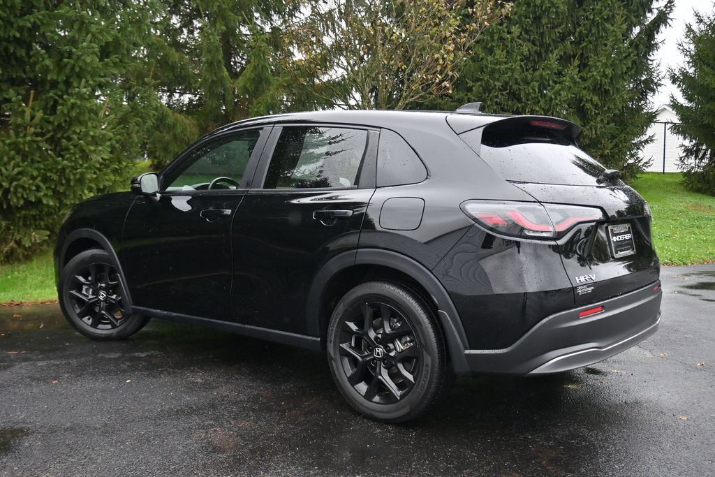 Used 2025 Honda HR-V Sport image 16